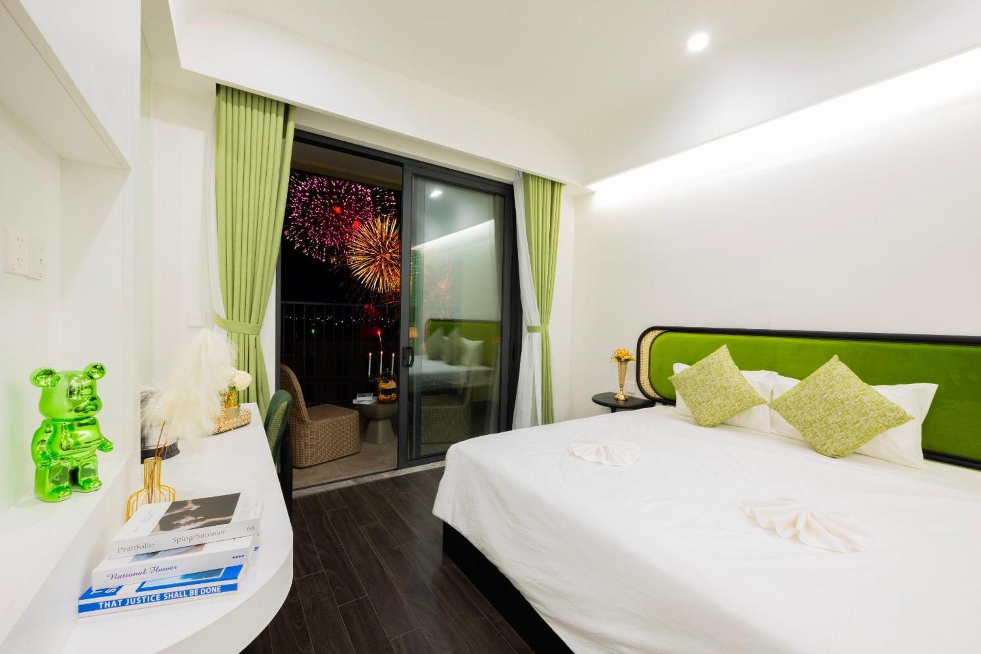 Sunset Sorrento Phu Quoc Aparthotel ภายนอก รูปภาพ