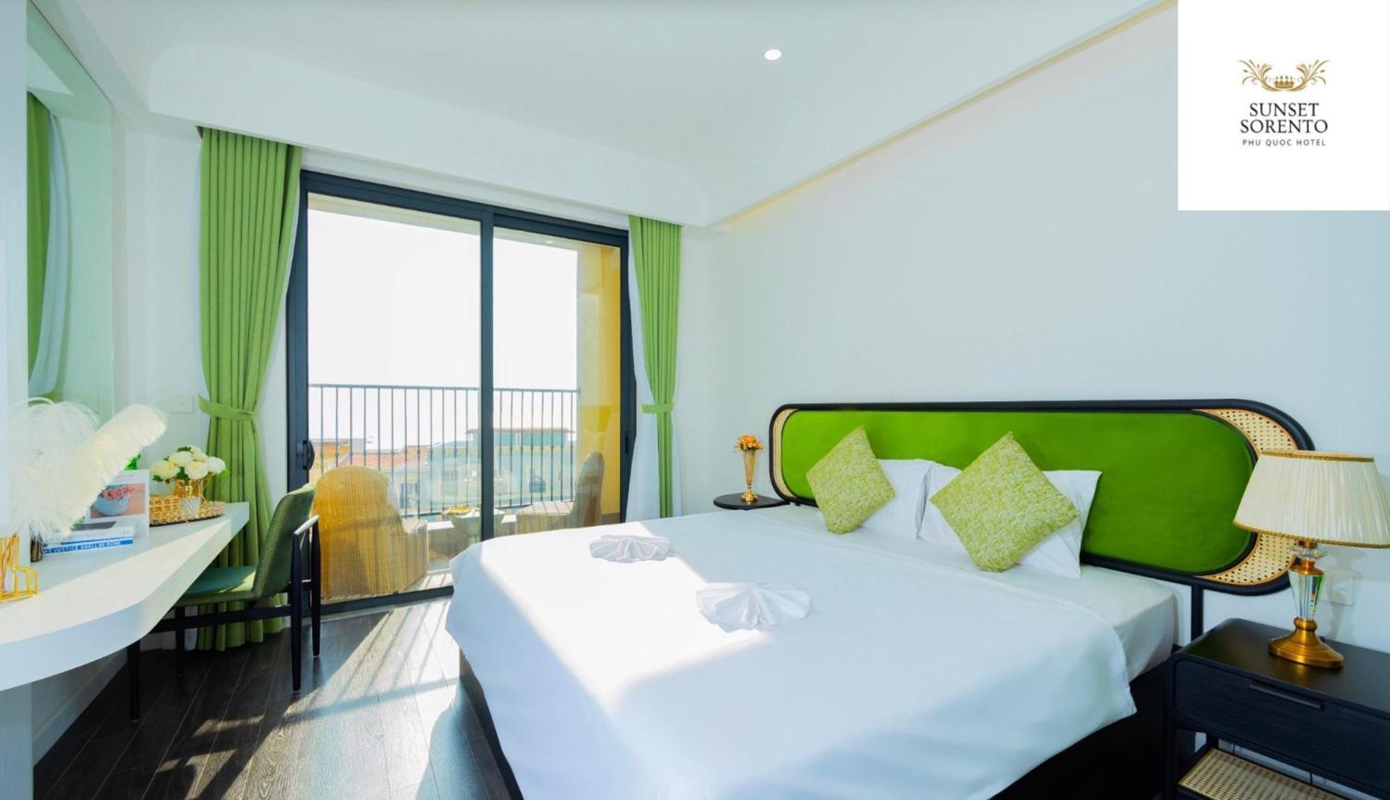 Sunset Sorrento Phu Quoc Aparthotel ภายนอก รูปภาพ