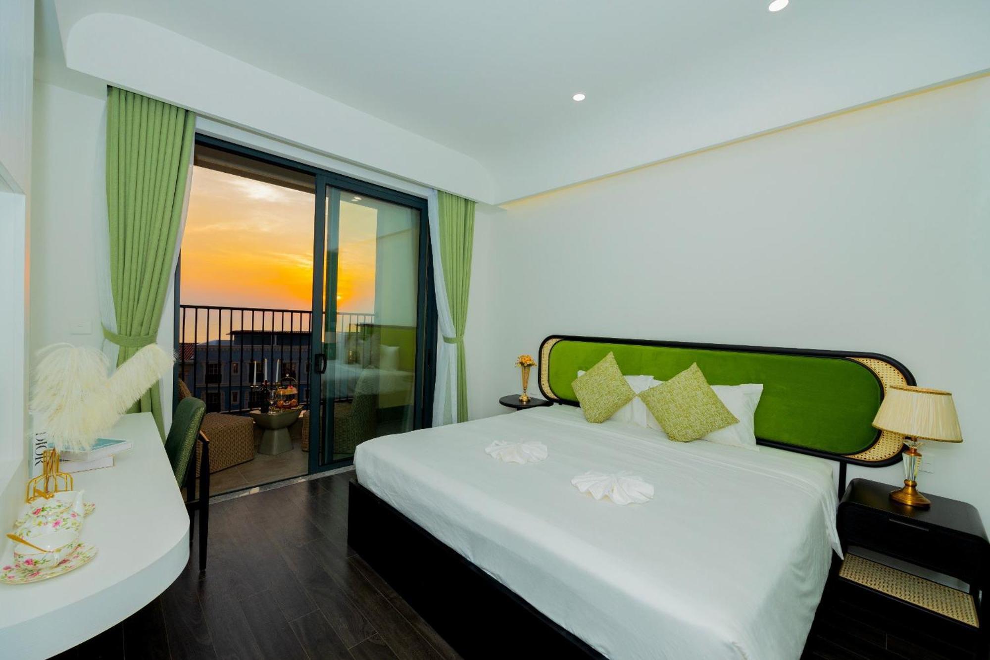 Sunset Sorrento Phu Quoc Aparthotel ภายนอก รูปภาพ