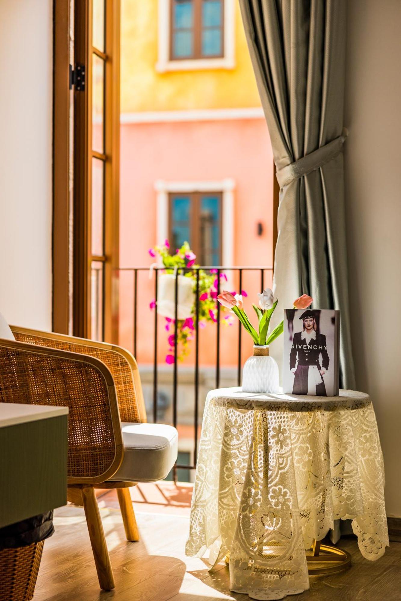 Sunset Sorrento Phu Quoc Aparthotel ภายนอก รูปภาพ
